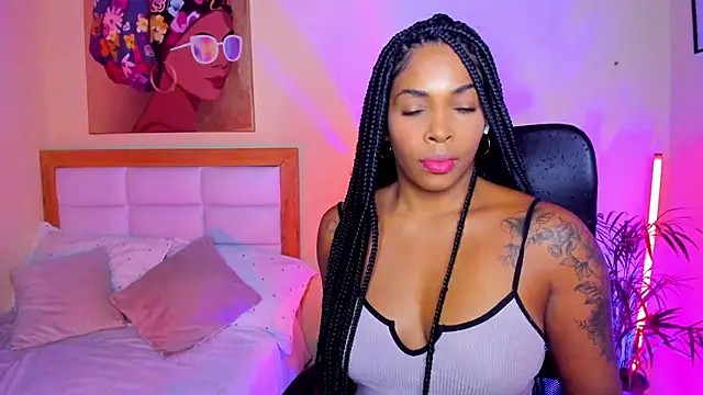 Snapshot of AitanaBrown_ chatting on January 12, 2026, 9:20 pm AitanaBrown online show from January 12, 2026, 9:20 pm