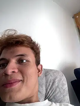 Leon Wild online show from April 18, 2026, 9:37 pm