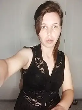 loveis007 online show from September 28, 2025, 9:22 pm