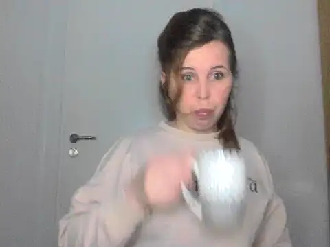 loveis007 online show from March 7, 2025, 9:48 pm