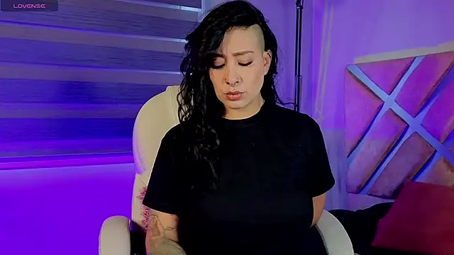  kelly hous36 online show from March 11, 2026, 12:54 pm