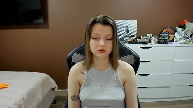 SoniNesti online show from March 18, 2026, 2:41 pm