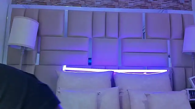 Snapshot of ShaniaBrownn chatting on October 28, 2025, 7:46 pm ShaniaBrownn online show from October 28, 2025, 7:46 pm