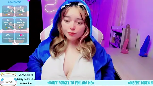 Snapshot of anjana_yuii chatting on December 12, 2024, 10:45 am anjana yuii online show from December 12, 2024, 10:45 am