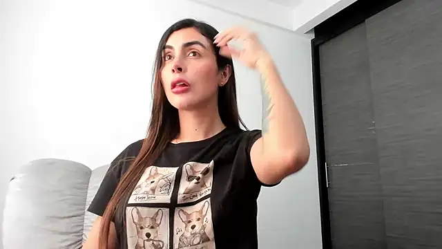 Snapshot of xspecialoomx chatting on February 23, 2025, 7:28 pm xspecialoomx online show from February 23, 2025, 7:28 pm