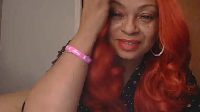 Snapshot of MSweetLindaParks chatting on October 25, 2025, 11:05 pm MSweetLindaParks online show from October 25, 2025, 11:05 pm