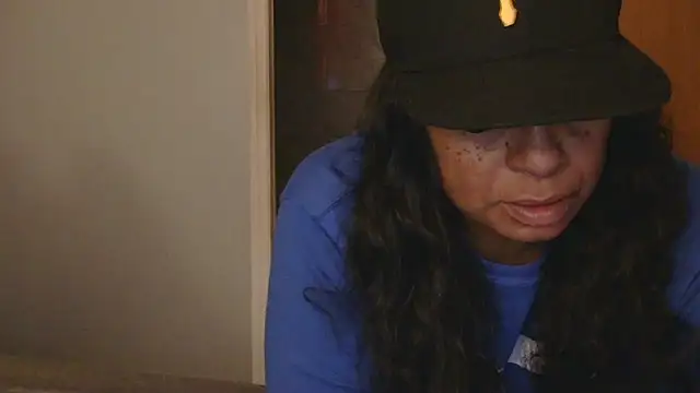 Snapshot of MSweetLindaParks chatting on December 1, 2025, 12:00 am MSweetLindaParks online show from December 1, 2025, 12:00 am