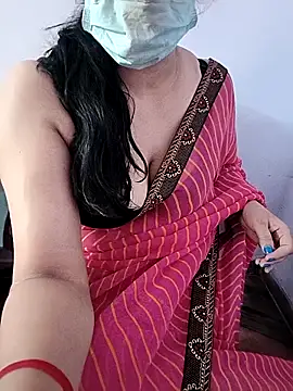 Snapshot of sangeetha4bide chatting on November 3, 2025, 7:13 am sangeetha4bide online show from November 3, 2025, 7:13 am