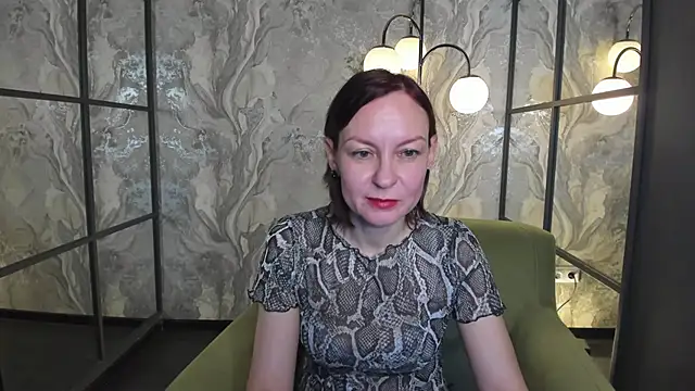 Snapshot of NikaGentle chatting on December 16, 2025, 6:06 am NikaGentle online show from December 16, 2025, 6:06 am