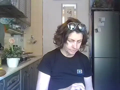 Snapshot of Baby-Matilda chatting on May 7, 2026, 8:28 am Baby-Matilda online show from May 7, 2026, 8:28 am