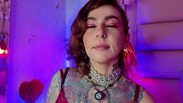 Snapshot of Evangelyne_1 chatting on February 25, 2026, 3:56 pm Evangelyne 1 online show from February 25, 2026, 3:56 pm