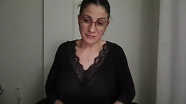 Snapshot of Sanada_hot chatting on December 16, 2025, 2:32 pm Sanada hot online show from December 16, 2025, 2:32 pm