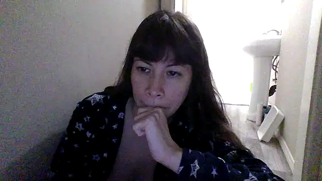 petitedoll29 online show from November 8, 2025, 10:35 pm