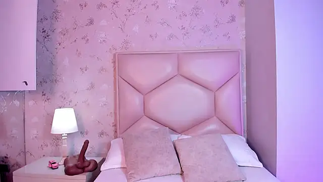 Snapshot of ambar_sullivan chatting on November 15, 2025, 11:36 am ambar sullivan online show from November 15, 2025, 11:36 am