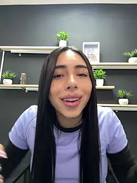 Snapshot of isabella_jade chatting on November 20, 2025, 12:06 pm isabella jade online show from November 20, 2025, 12:06 pm