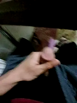 Snapshot of Darkboss31 chatting on February 16, 2025, 12:52 am Darkboss31 online show from February 16, 2025, 12:52 am