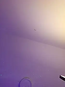 miaeyes online show from January 9, 2025, 12:09 pm