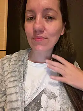 Snapshot of Nicole-Ray chatting on April 30, 2026, 4:19 am Nicole-Ray online show from April 30, 2026, 4:19 am