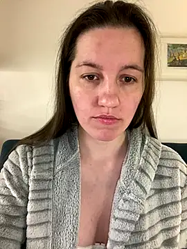 Snapshot of Nicole-Ray chatting on November 30, 2025, 9:10 am Nicole-Ray online show from November 30, 2025, 9:10 am