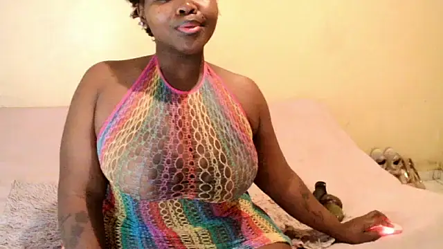 Snapshot of Queen_BootyXXX chatting on September 21, 2025, 3:00 am Queen BootyXXX online show from September 21, 2025, 3:00 am