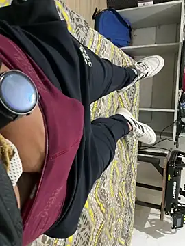 elvis0966 online show from February 22, 2025, 3:12 am