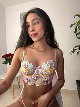 Snapshot of SelenaStone chatting on October 2, 2025, 10:46 pm SelenaStone online show from October 2, 2025, 10:46 pm