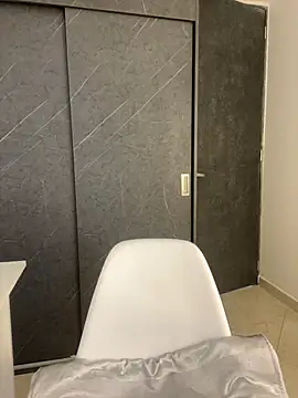 Snapshot of SelenaStone chatting on January 26, 2025, 9:51 pm SelenaStone online show from January 26, 2025, 9:51 pm