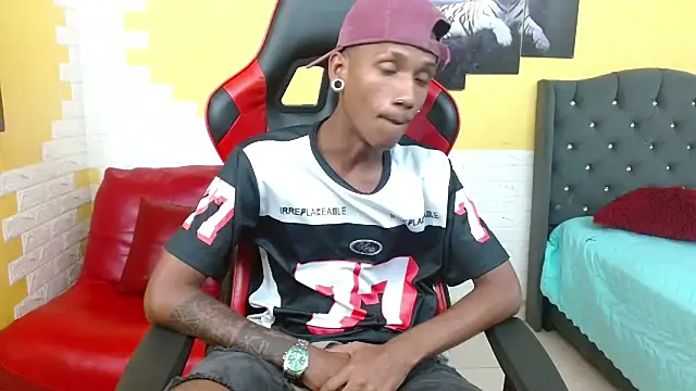 ManSant online show from February 20, 2026, 6:32 pm