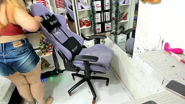 allsson queen online show from November 15, 2025, 2:26 am