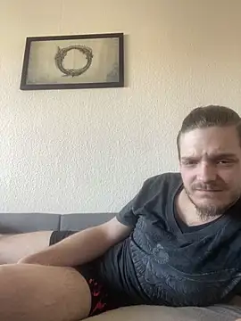 Drachenfeuer online show from March 17, 2025, 11:42 am