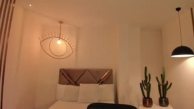 Snapshot of LilaWest chatting on March 10, 2025, 6:23 pm LilaWest online show from March 10, 2025, 6:23 pm