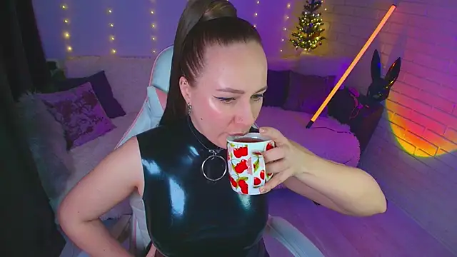 Snapshot of pepper_cat_ chatting on February 28, 2026, 11:48 pm pepper cat online show from February 28, 2026, 11:48 pm