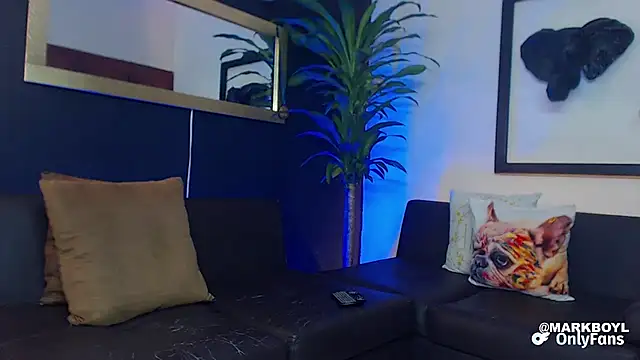 Markboyl online show from December 4, 2024, 3:48 pm