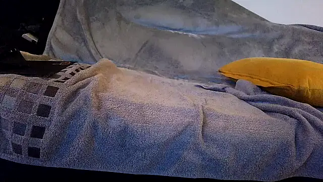 Snapshot of gege_cool chatting on December 5, 2025, 6:12 am gege cool online show from December 5, 2025, 6:12 am