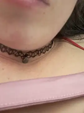 Alexandrasaenz online show from November 20, 2025, 9:04 pm