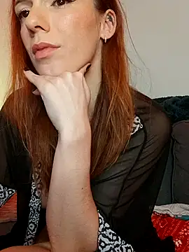 Snapshot of clara-francaise chatting on January 5, 2026, 5:27 pm clara-francaise online show from January 5, 2026, 5:27 pm