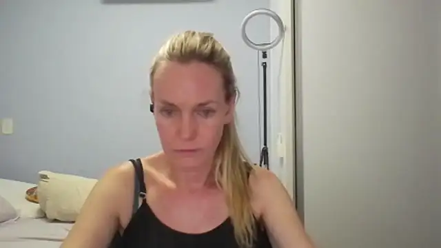 Annylove1 online show from January 12, 2026, 12:28 am