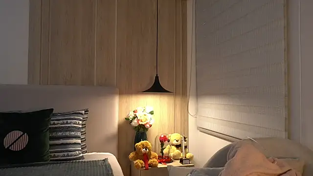 Snapshot of KalaBeckett_ chatting on April 3, 2026, 11:38 am KalaBeckett online show from April 3, 2026, 11:38 am