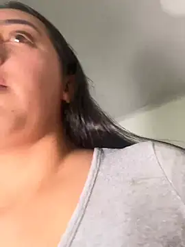 Hannahoff online show from February 2, 2025, 9:45 pm