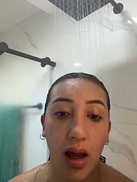 Hannahoff online show from February 5, 2025, 7:10 pm