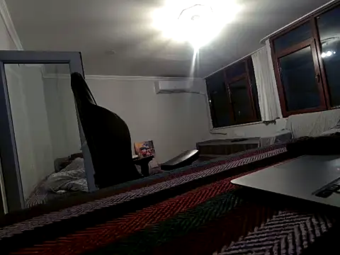 Snapshot of ALPHANDRE chatting on November 3, 2025, 6:11 pm ALPHANDRE online show from November 3, 2025, 6:11 pm