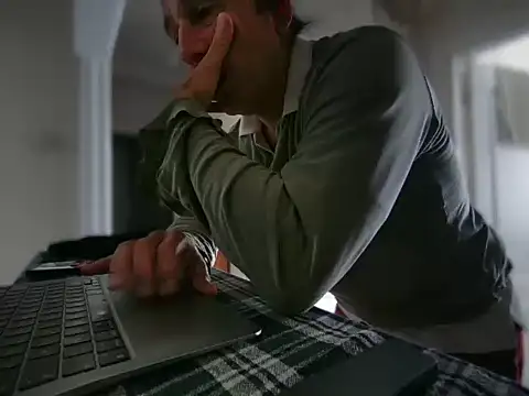 ALPHANDRE online show from February 21, 2026, 8:05 am