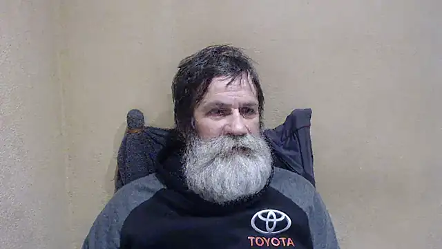 Snapshot of AlexNudo chatting on February 1, 2026, 10:35 am AlexNudo online show from February 1, 2026, 10:35 am