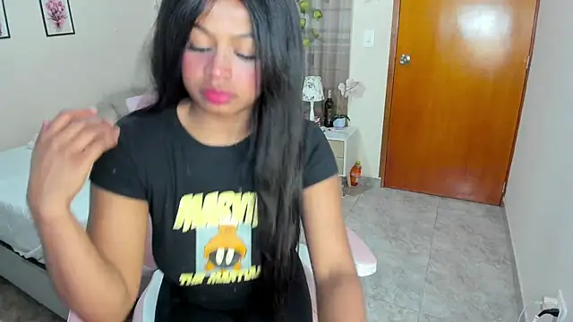 Snapshot of charlott7 chatting on December 16, 2025, 10:58 pm charlott7 online show from December 16, 2025, 10:58 pm