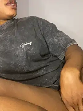 Snapshot of _yisela_ chatting on January 17, 2026, 4:27 am yisela online show from January 17, 2026, 4:27 am