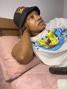 Snapshot of _yisela_ chatting on January 15, 2026, 10:24 pm yisela online show from January 15, 2026, 10:24 pm