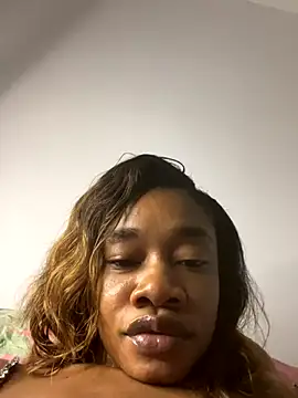 Snapshot of _yisela_ chatting on October 22, 2025, 1:05 am yisela online show from October 22, 2025, 1:05 am