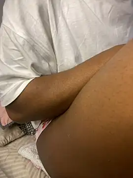 Snapshot of _yisela_ chatting on January 14, 2026, 12:47 am yisela online show from January 14, 2026, 12:47 am