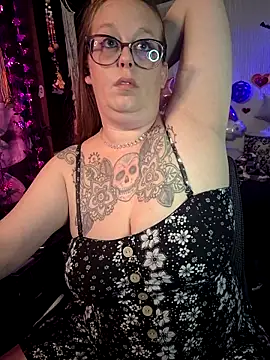 edgexchaos online show from April 18, 2026, 2:36 am