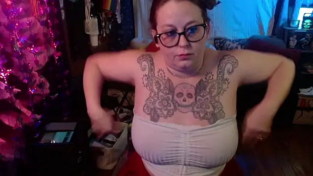 Snapshot of edgexchaos chatting on January 11, 2026, 10:38 pm edgexchaos online show from January 11, 2026, 10:38 pm